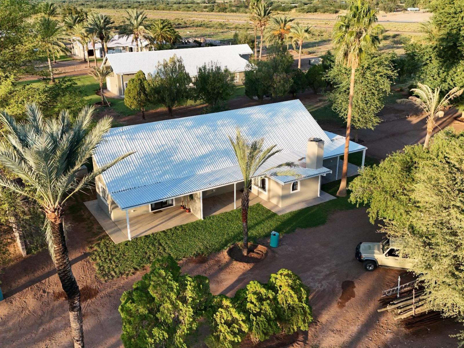 Flying Ostrich Guesthouse & Self-Catering Accommodation Mariental Exteriör bild